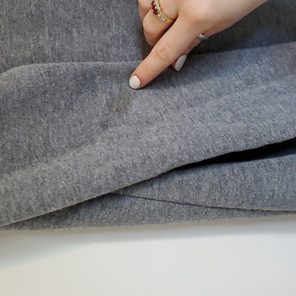 Nike gray sweatshirt with kangaroo pocket and extra zipper pocket XS - Picture 8 of 13